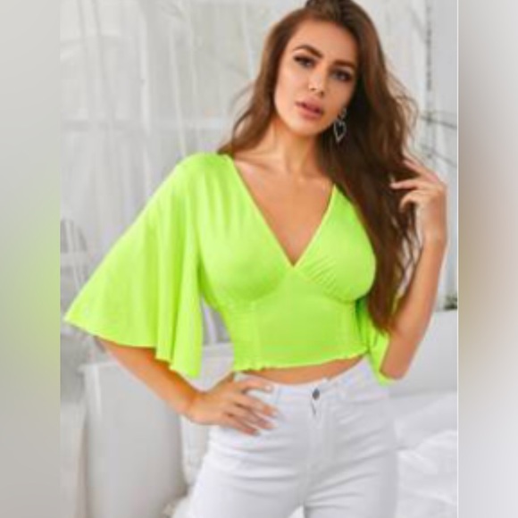 SHEIN Tops - New Neon Lime Hem Top Size XS